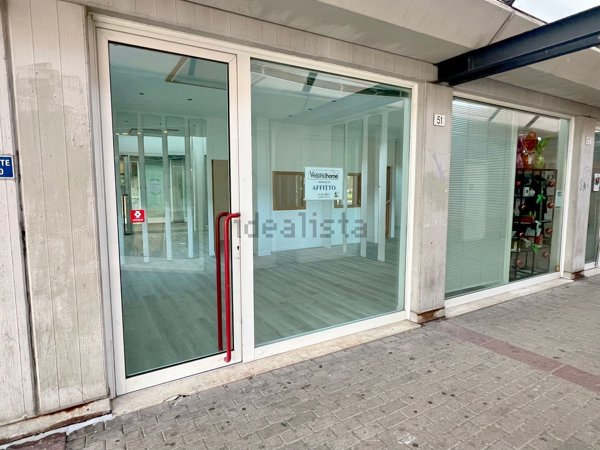 ufficio in affitto a Verona in zona Saval