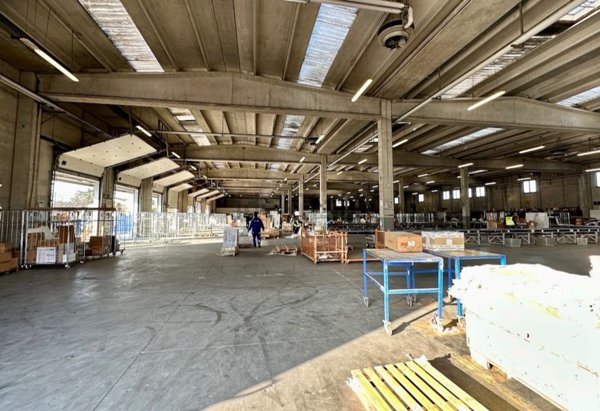 capannone in affitto a Verona