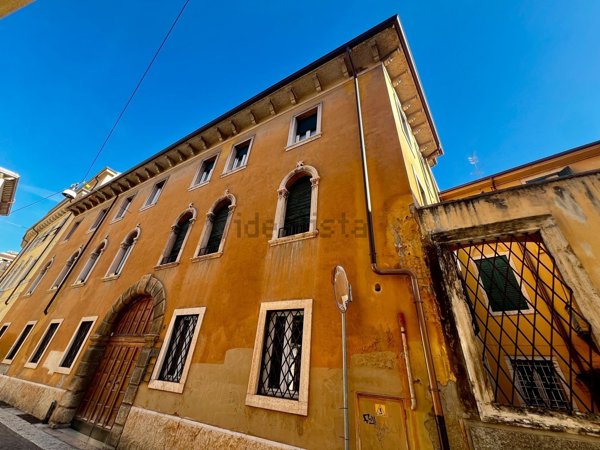 ufficio in affitto a Verona in zona Centro Storico