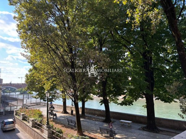 appartamento in affitto a Verona in zona Centro Storico