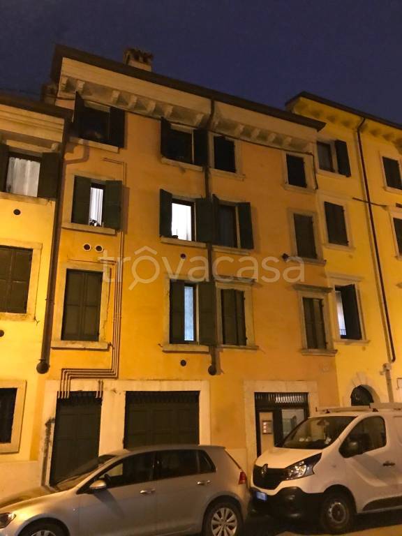 appartamento in affitto a Verona in zona Veronetta