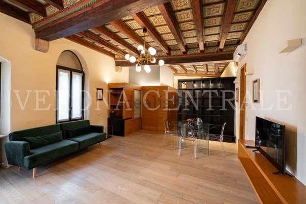 appartamento in affitto a Verona in zona Centro Storico