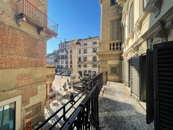 appartamento in affitto a Verona in zona Centro Storico