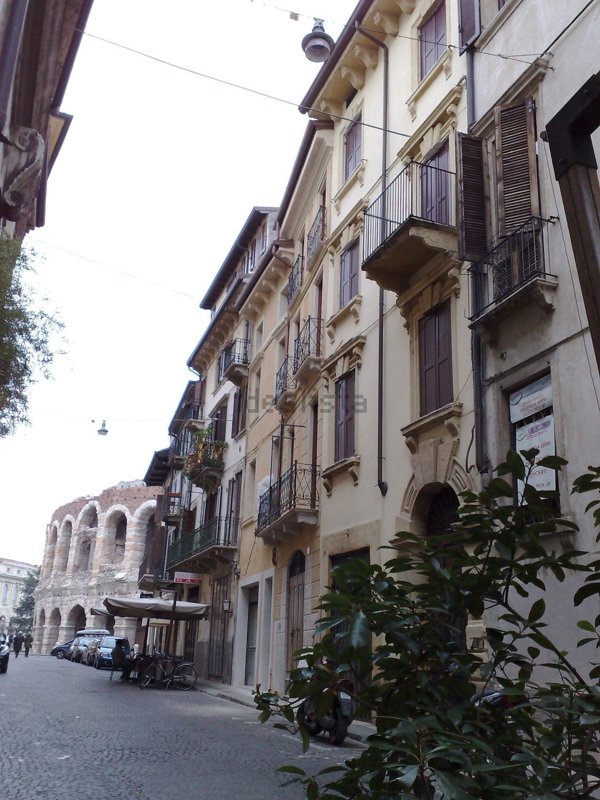 appartamento in affitto a Verona in zona Centro Storico
