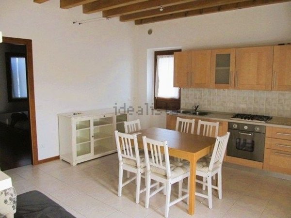 appartamento in affitto a Verona in zona Veronetta