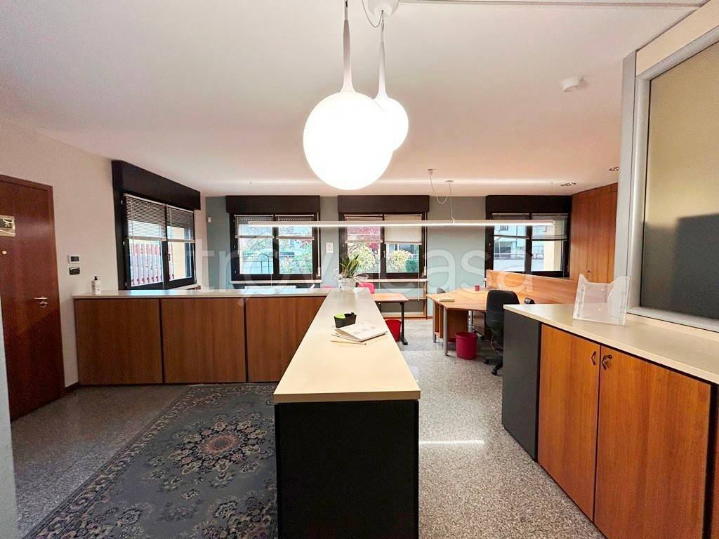 appartamento in affitto a Verona in zona Saval