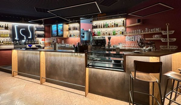 negozio in affitto a Verona in zona Veronetta