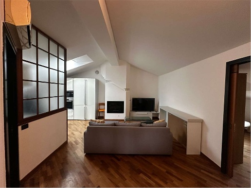 appartamento in affitto a Verona in zona Santa Lucia