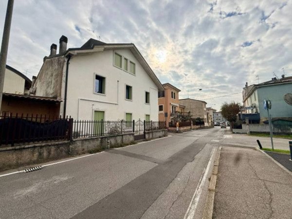 appartamento in affitto a Verona in zona Porto Crencano