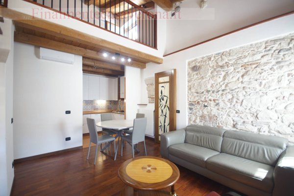 appartamento in affitto a Verona in zona Centro Storico