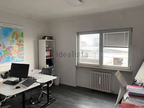ufficio in affitto a Verona in zona Golosine