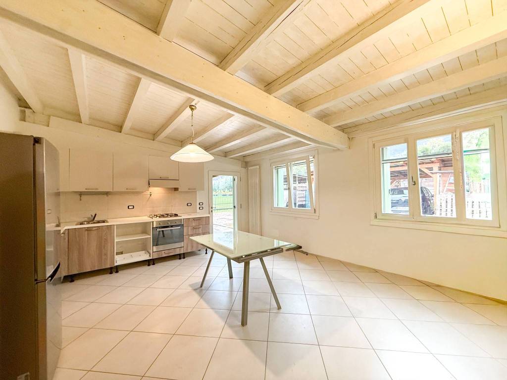 casa indipendente in affitto a Verona