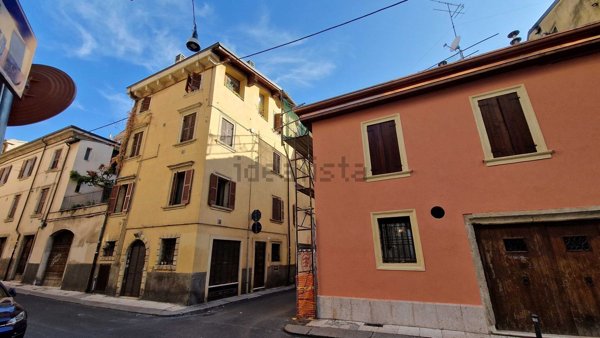 appartamento in affitto a Verona in zona Veronetta