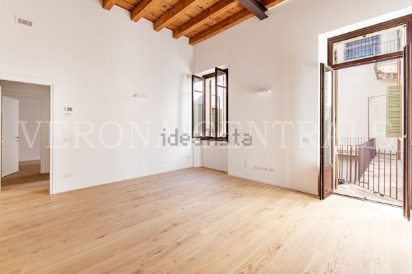 appartamento in affitto a Verona in zona Veronetta