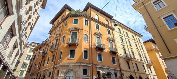 appartamento in affitto a Verona in zona Centro Storico