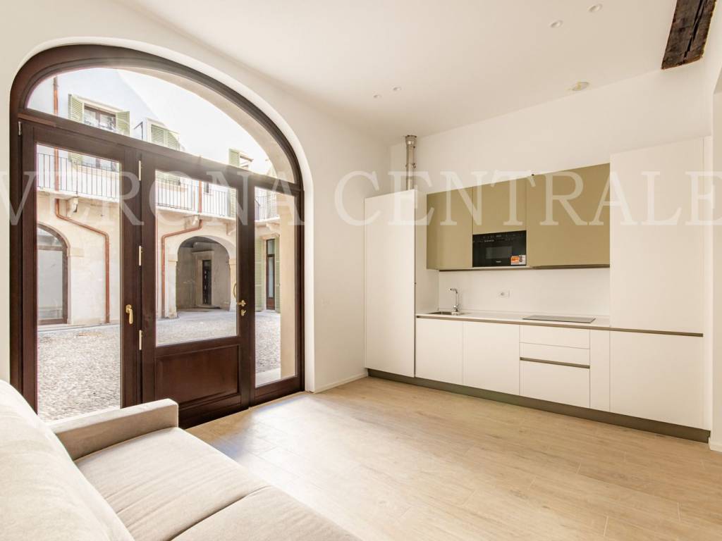 appartamento in affitto a Verona in zona Veronetta