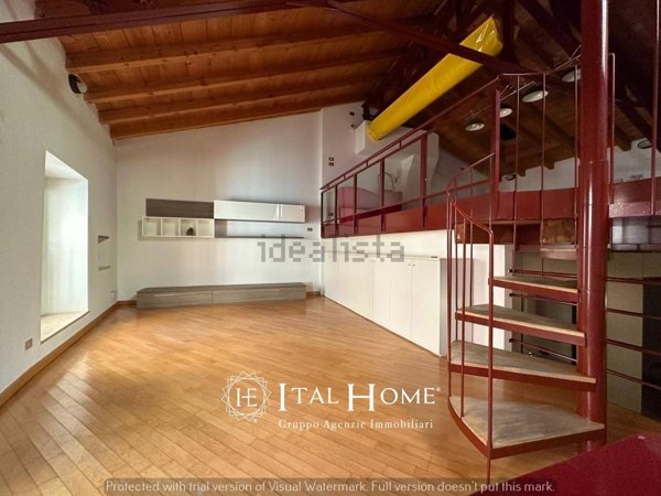 appartamento in affitto a Verona in zona Centro Storico