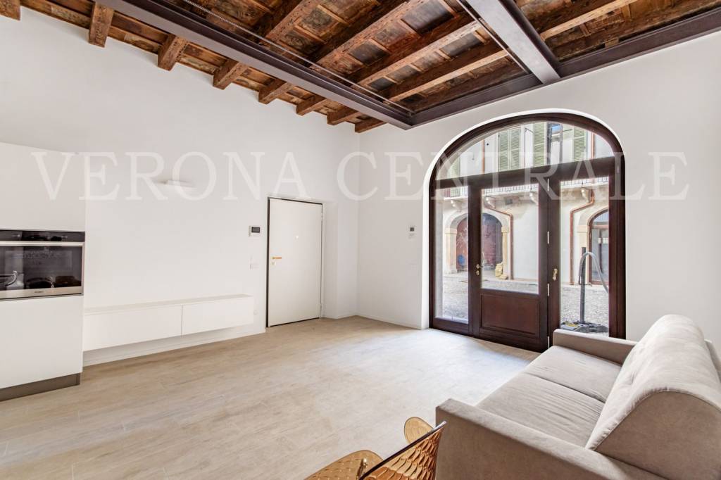 appartamento in affitto a Verona in zona Veronetta