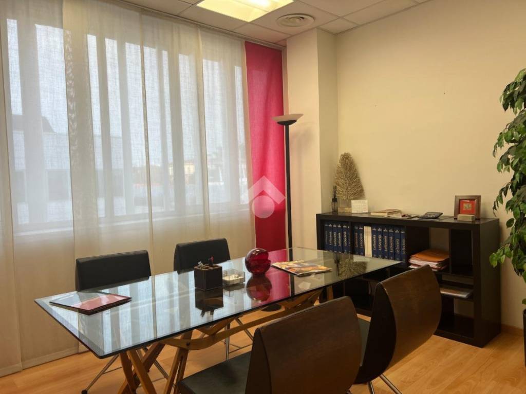 ufficio in affitto a Verona