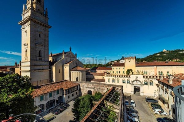 appartamento in affitto a Verona in zona Centro Storico