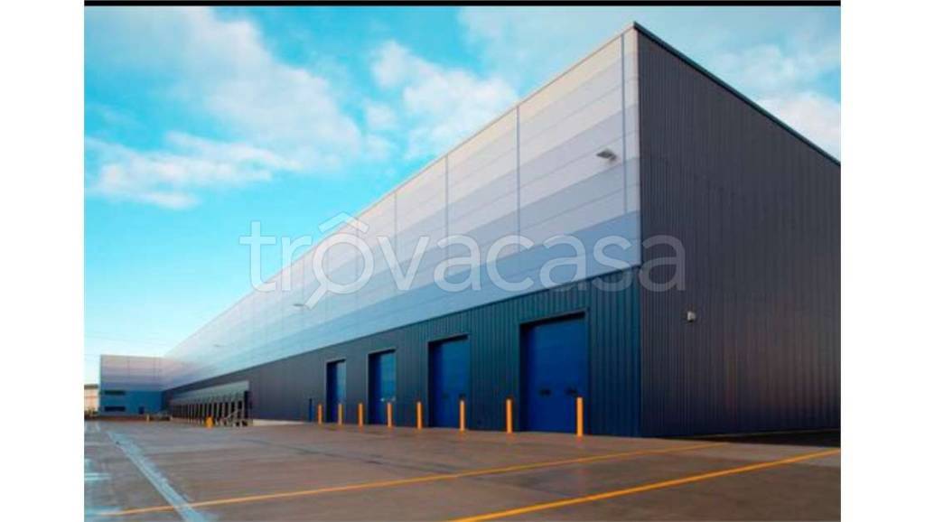 capannone in affitto a Verona