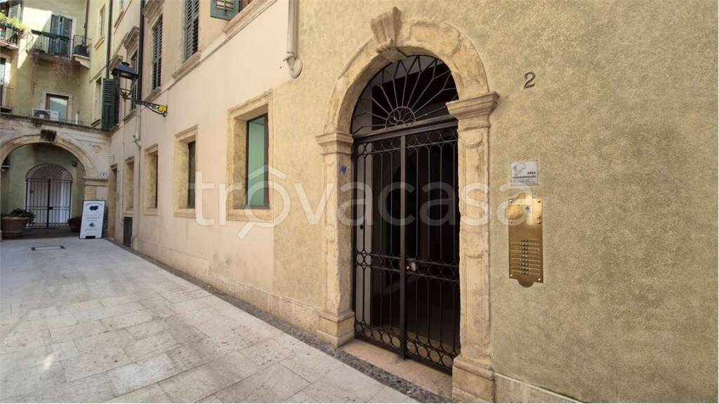appartamento in affitto a Verona in zona Centro Storico