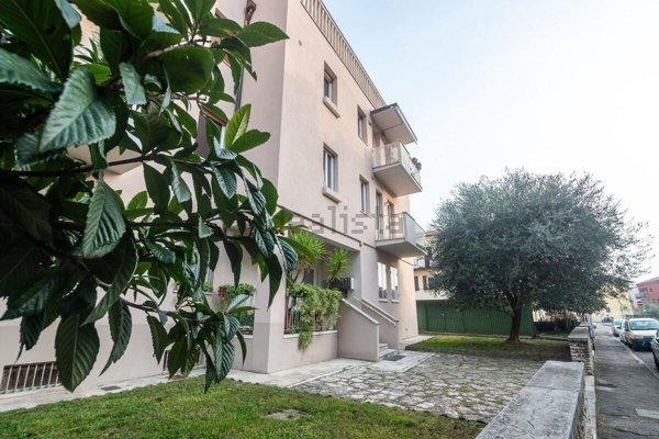 appartamento in affitto a Verona in zona San Zeno