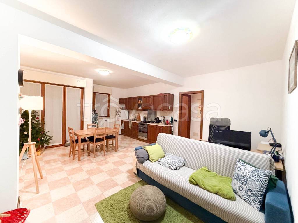 appartamento in affitto a Verona