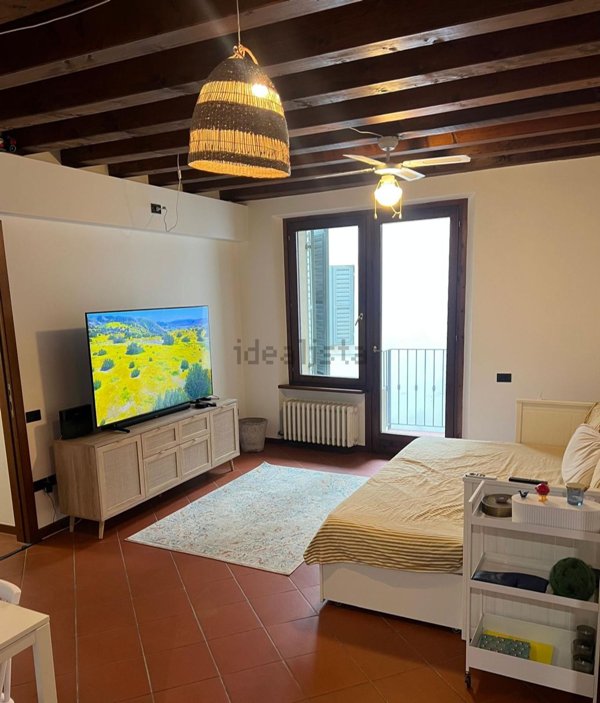 appartamento in affitto a Verona in zona Centro Storico