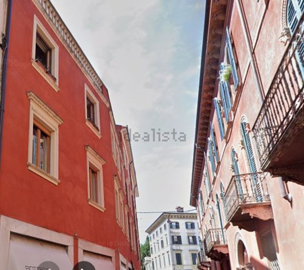 appartamento in affitto a Verona in zona Centro Storico
