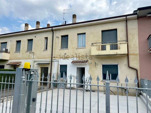 appartamento in affitto a Verona in zona Borgo Roma
