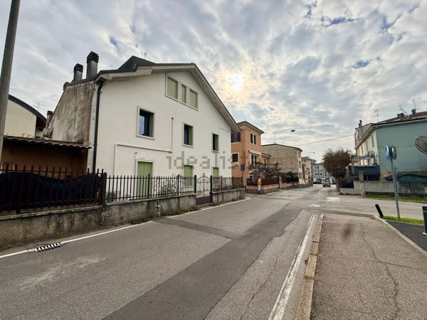 appartamento in affitto a Verona in zona Porto Crencano