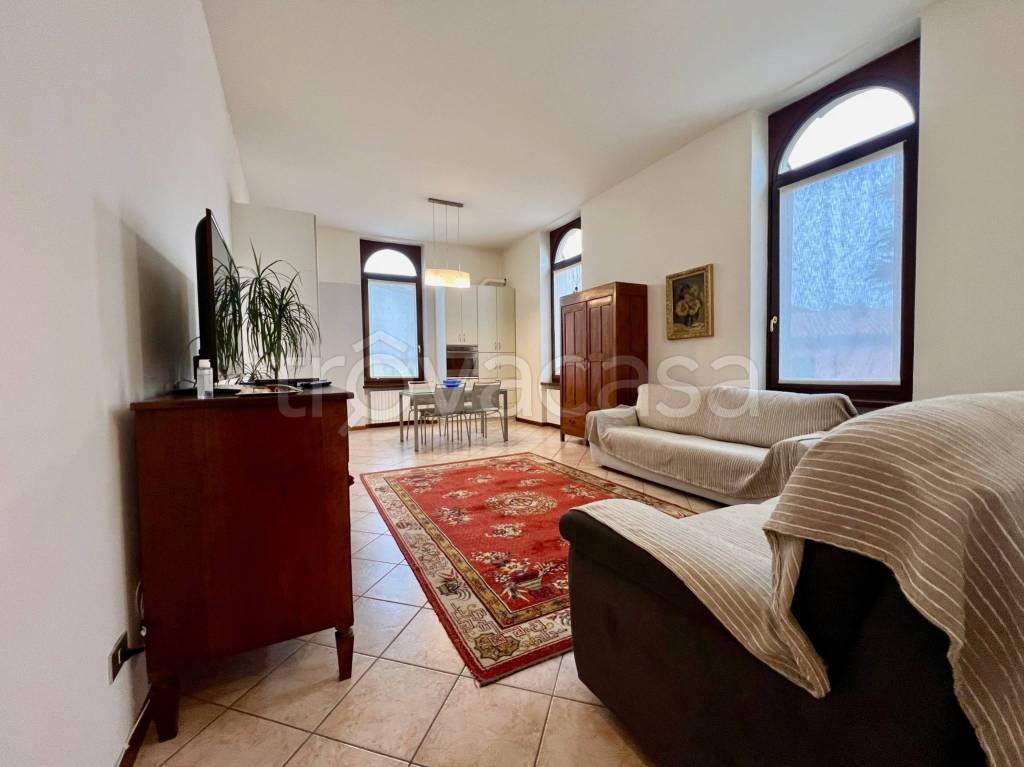 appartamento in affitto a Verona in zona Saval