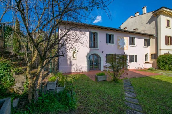 casa indipendente in affitto a Verona