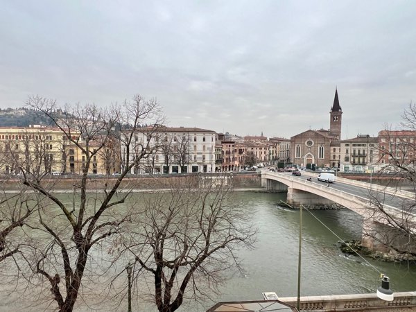 appartamento in affitto a Verona in zona Centro Storico