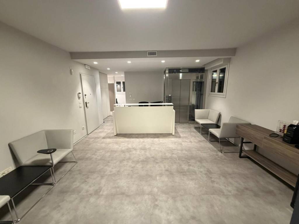 ufficio in affitto a Verona in zona Porto Crencano