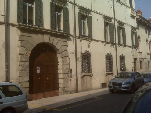 appartamento in affitto a Verona in zona Veronetta