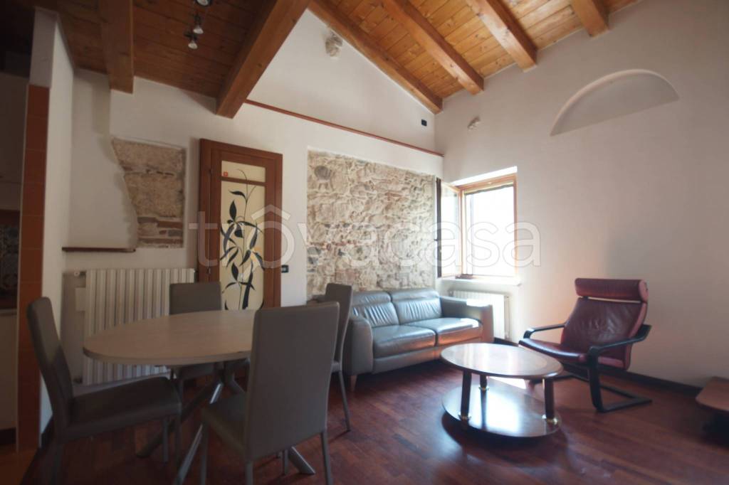 appartamento in affitto a Verona in zona San Zeno