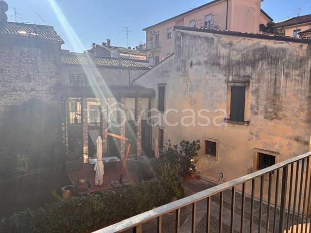 appartamento in affitto a Verona in zona Veronetta