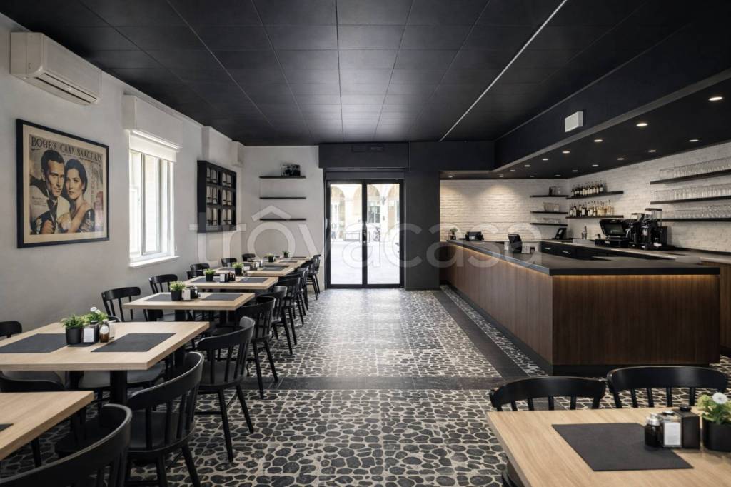 negozio in affitto a Verona in zona Veronetta