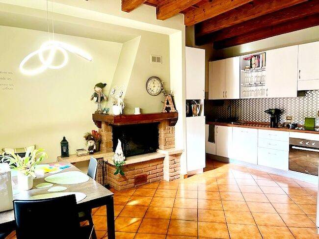 appartamento in affitto a Verona in zona Centro Storico