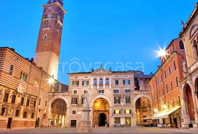 appartamento in affitto a Verona in zona Centro Storico