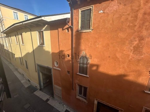 appartamento in affitto a Verona in zona Centro Storico