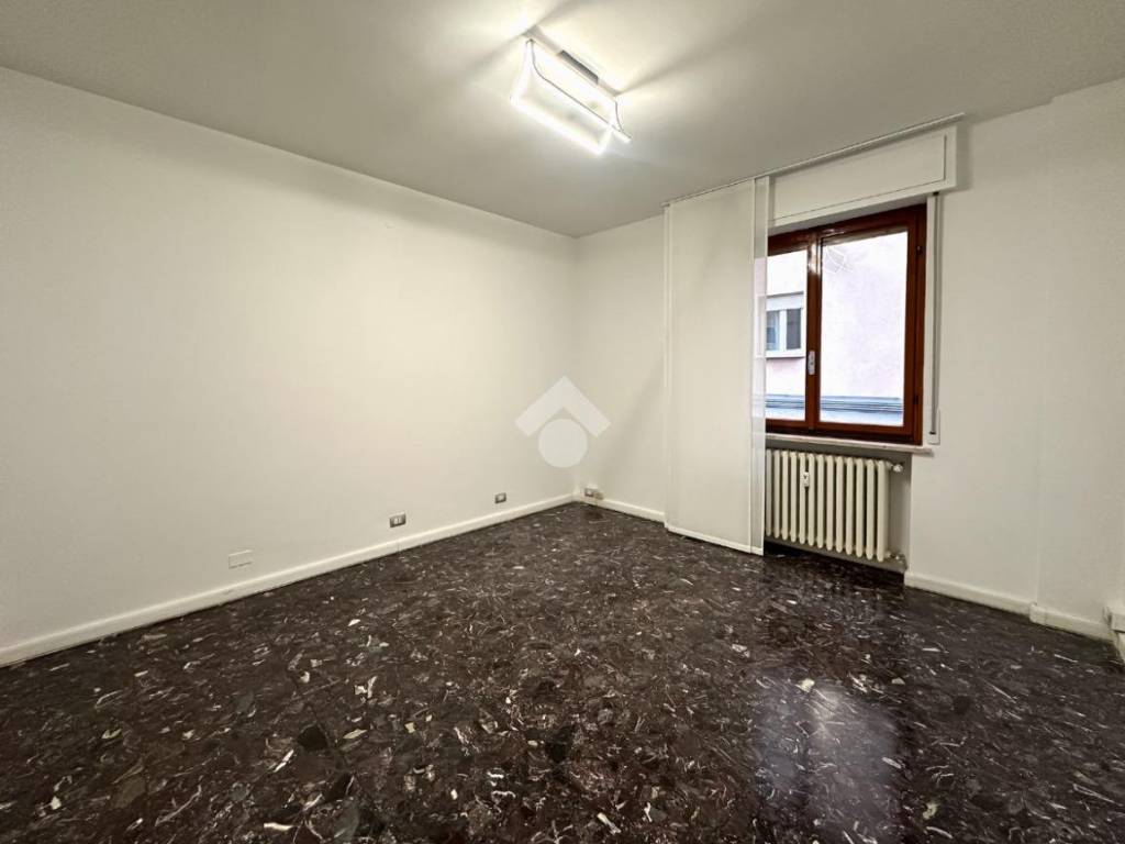 ufficio in affitto a Verona in zona Valdonega