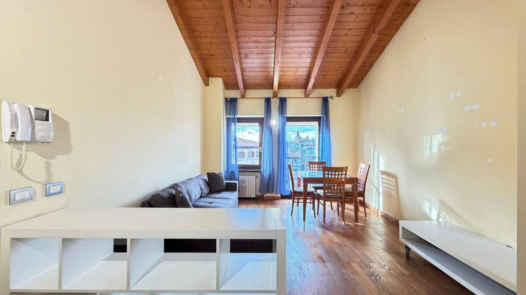 appartamento in affitto a Verona in zona Veronetta