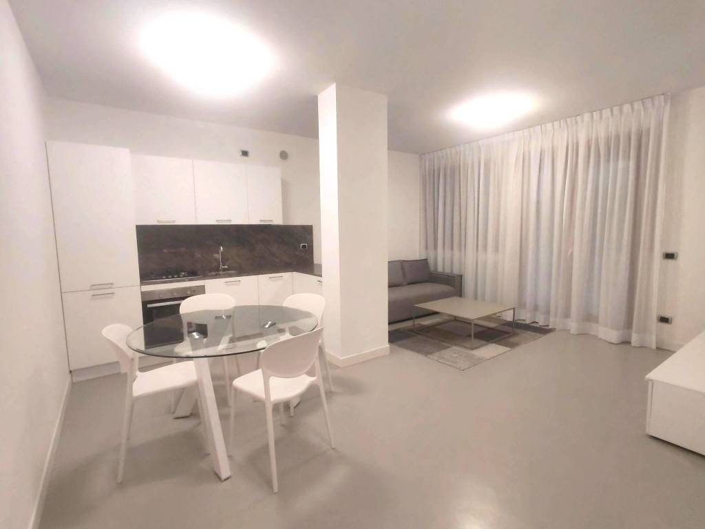 appartamento in affitto a Verona in zona Valdonega