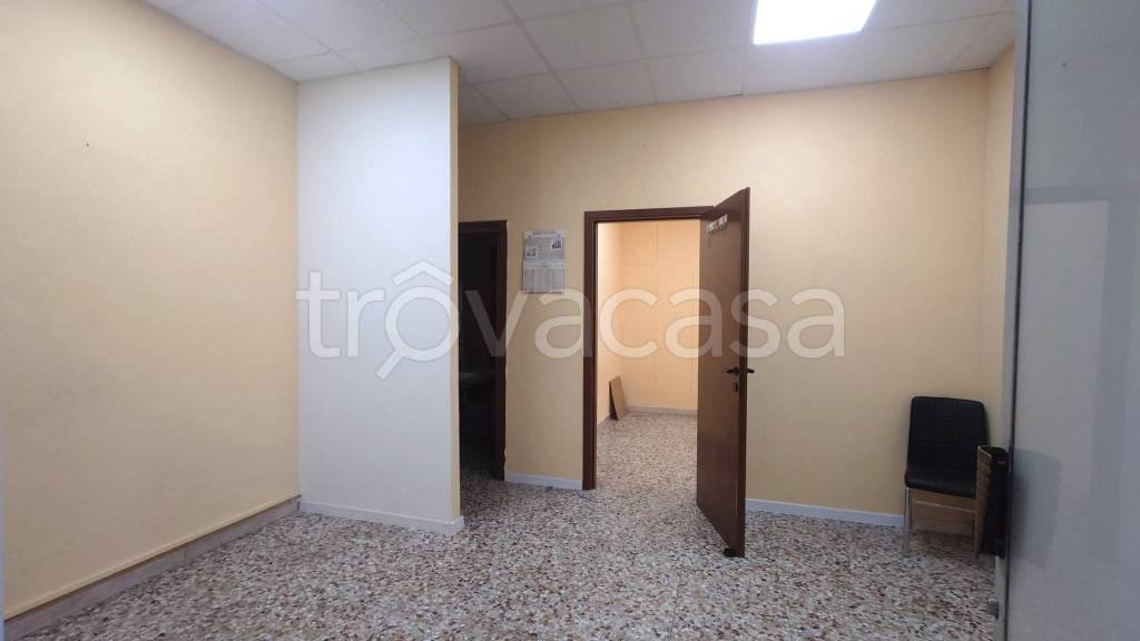 locale commerciale in affitto a Verona in zona Borgo Venezia / Borgo Trieste