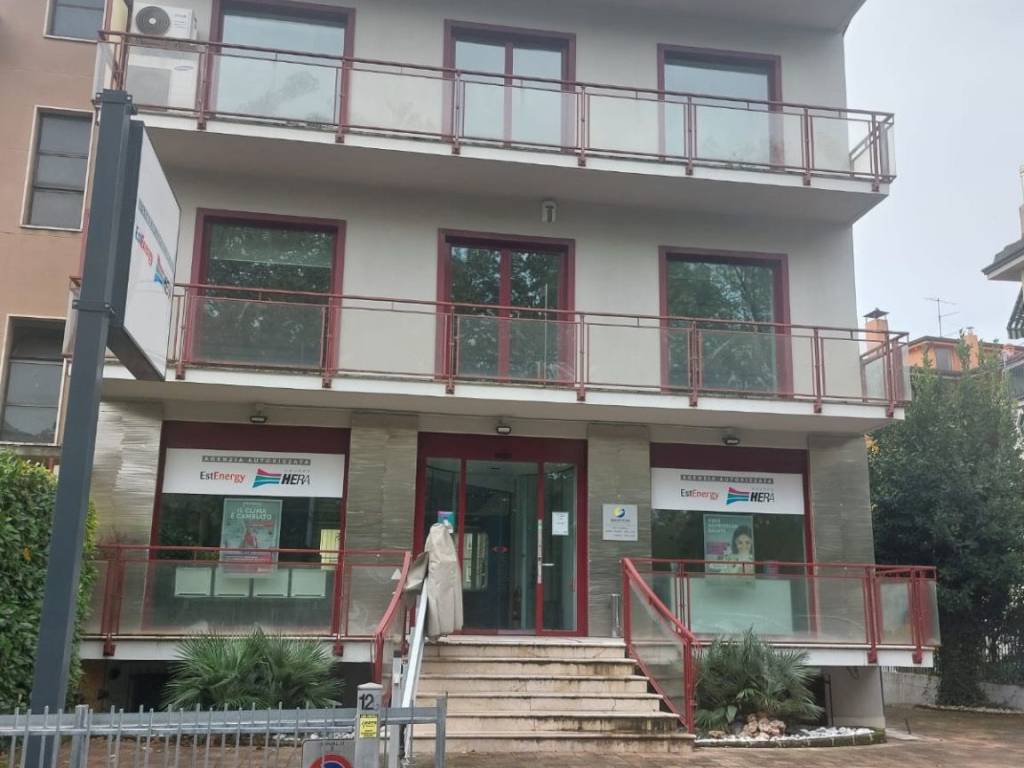 ufficio in affitto a Verona in zona Borgo Roma