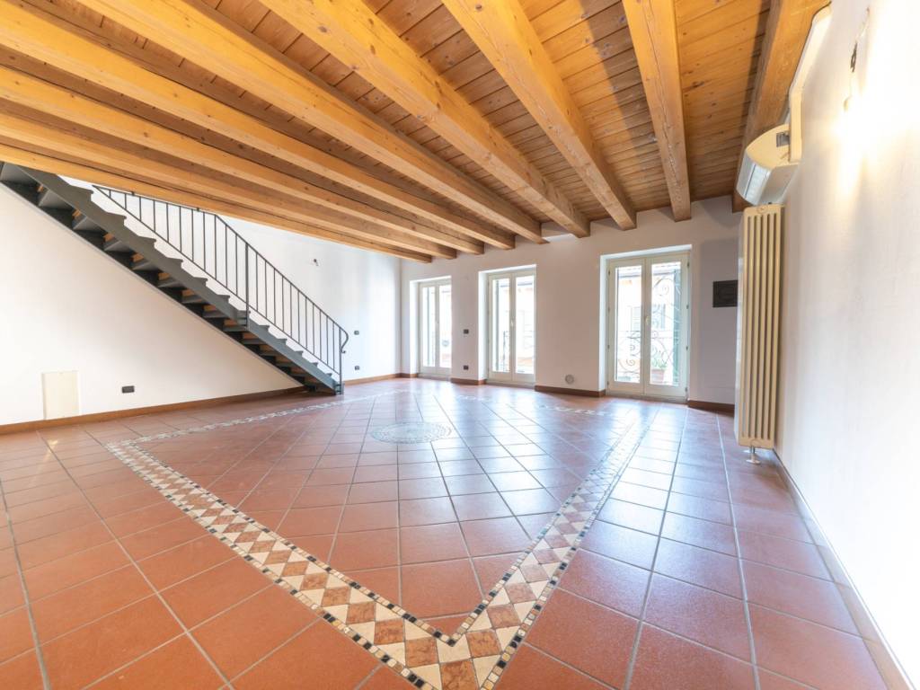 appartamento in affitto a Verona in zona Centro Storico