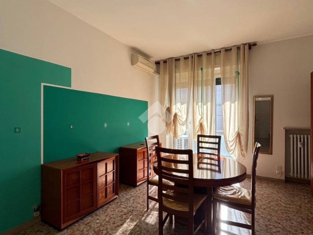 appartamento in affitto a Verona in zona Cittadella